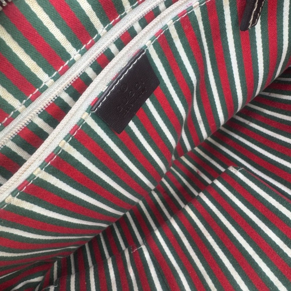 Gucci Vintage Crossbody - Picture 5 of 9